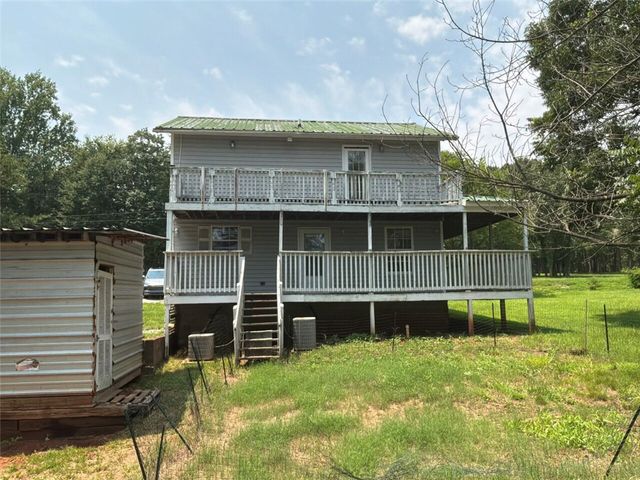 808 N Laurel Street, Walhalla, SC 29691