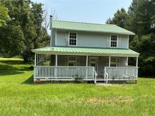 808 N Laurel Street, Walhalla, SC 29691