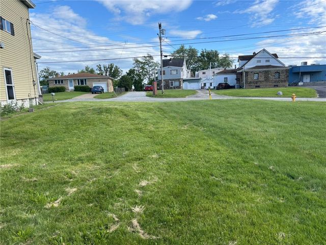 - Skyline, West Mifflin, PA 15122