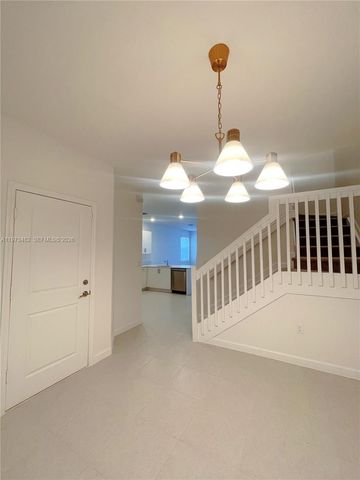 2603 SE 11th St, Homestead, FL 33035