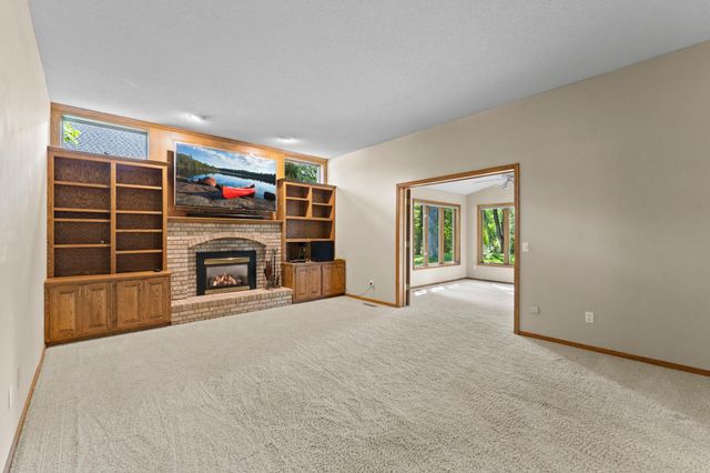 17707 Kingsbury Circle, Lakeville, MN 55044