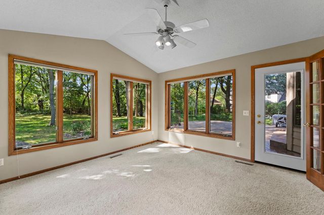 17707 Kingsbury Circle, Lakeville, MN 55044