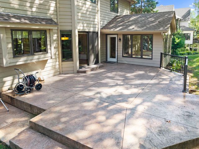 17707 Kingsbury Circle, Lakeville, MN 55044