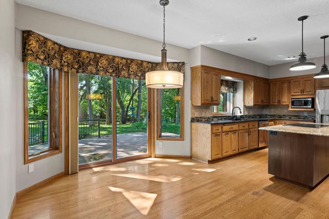 17707 Kingsbury Circle, Lakeville, MN 55044