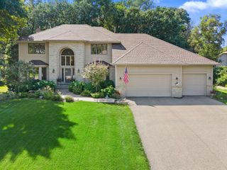 17707 Kingsbury Circle, Lakeville, MN 55044