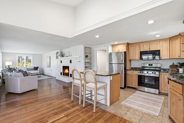 512 Spring St, Marshfield, MA 02050