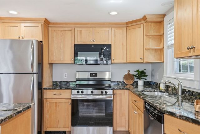 512 Spring St, Marshfield, MA 02050