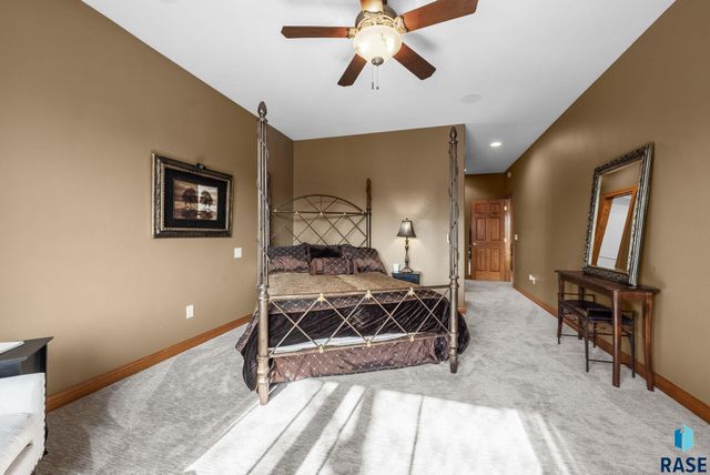 2505 S Big Timber Pl Place, Sioux Falls, SD 57105