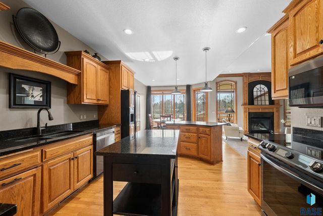 2505 S Big Timber Pl Place, Sioux Falls, SD 57105