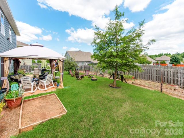 11013 Charmont Place, Huntersville, NC 28078