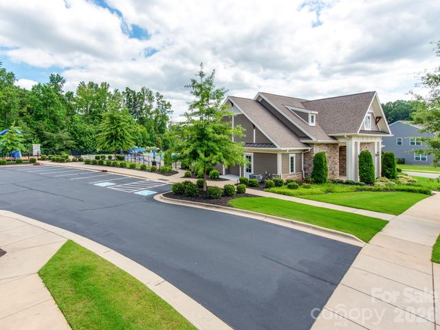 11013 Charmont Place, Huntersville, NC 28078