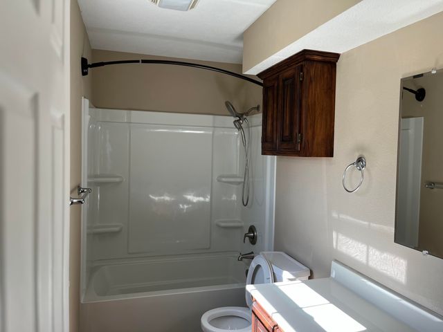 1002 Lake Road Drive, Cassville, MO 65625