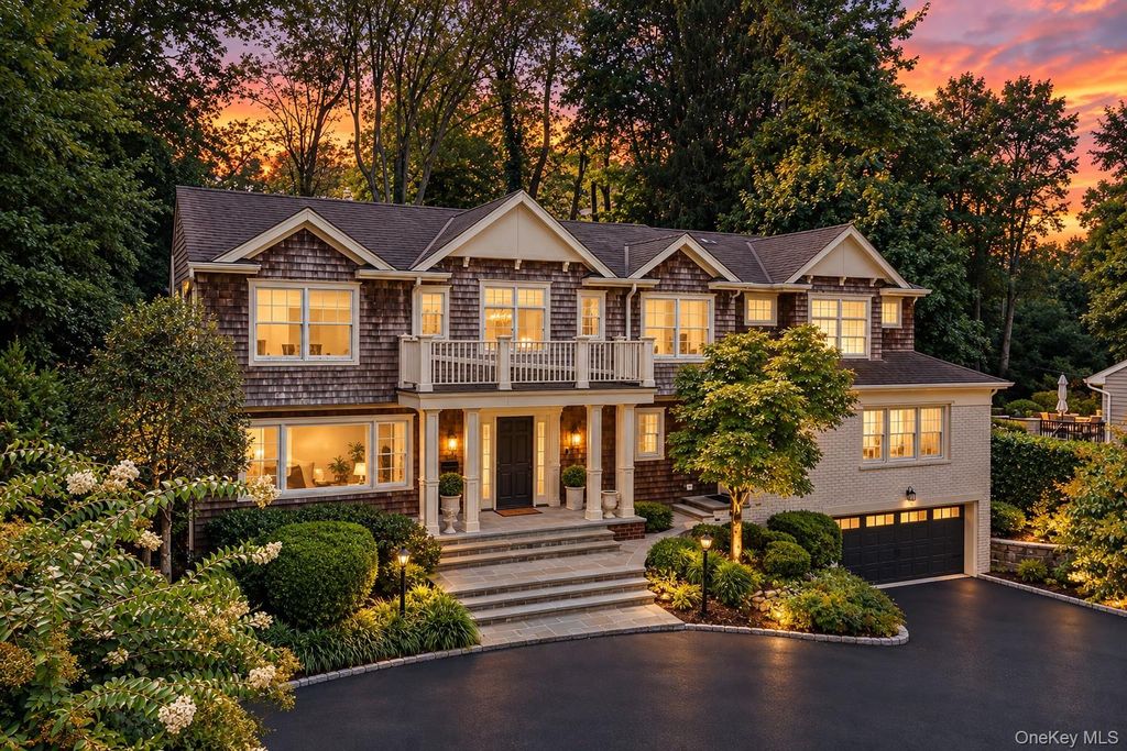 40 Poplar Drive, Roslyn, NY 11576 — exterior