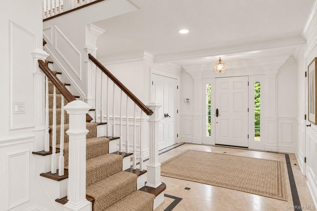 40 Poplar Drive, Roslyn, NY 11576 — photo 3