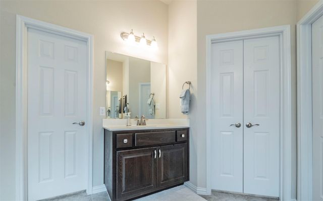 909 Catalina LN, Austin, TX 78737