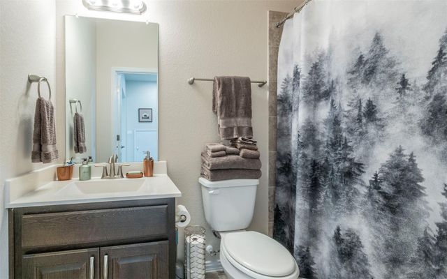 909 Catalina LN, Austin, TX 78737