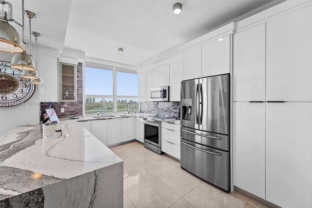 650 West Ave PH09, Miami Beach, FL 33139