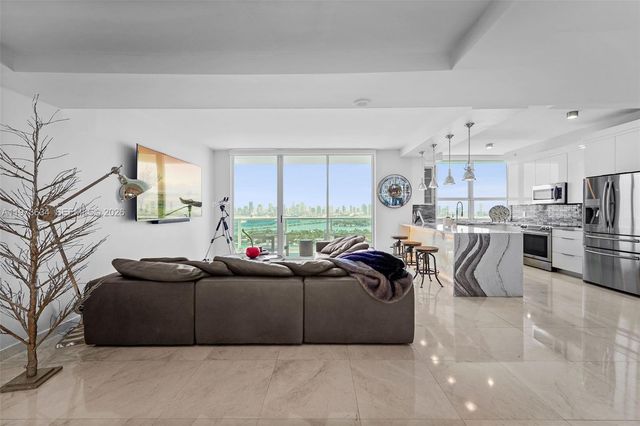 650 West Ave PH09, Miami Beach, FL 33139