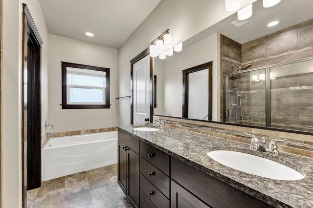 35 S Parkview Ct, Liberty Lake, WA 99019