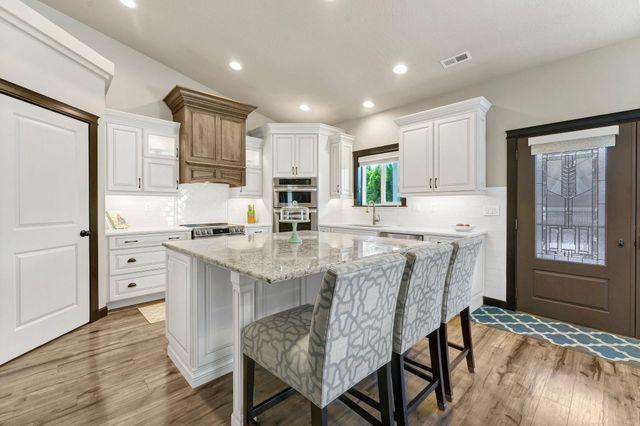 35 S Parkview Ct, Liberty Lake, WA 99019
