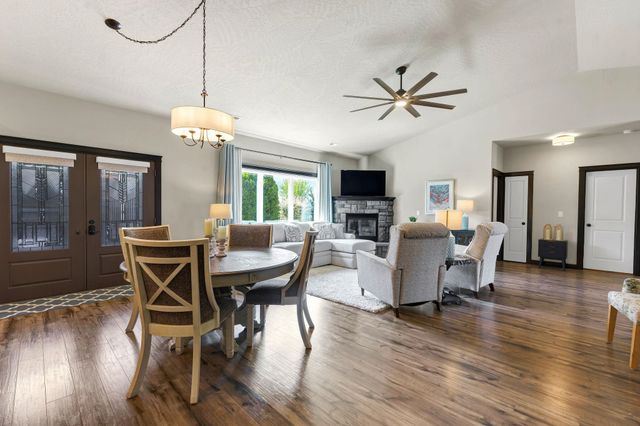 35 S Parkview Ct, Liberty Lake, WA 99019