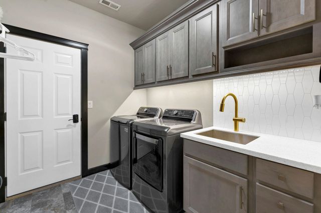 35 S Parkview Ct, Liberty Lake, WA 99019