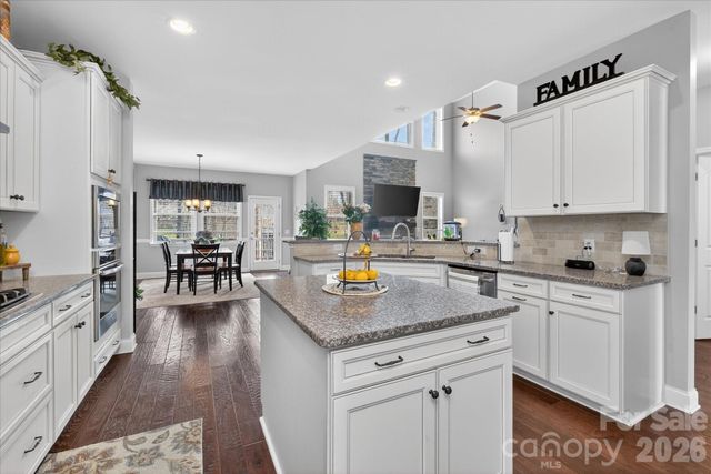 9920 Stonebridge Way, Mint Hill, NC 28227