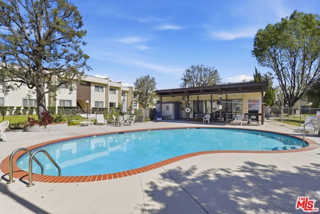 11813 Runnymede Street 30, North Hollywood (los Angeles), CA 91602