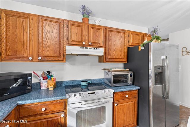 314 NE 39th Street, Oak Island, NC 28465