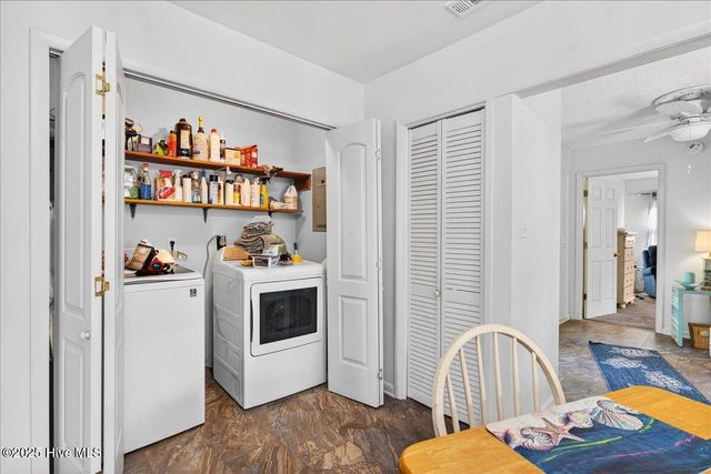 314 NE 39th Street, Oak Island, NC 28465