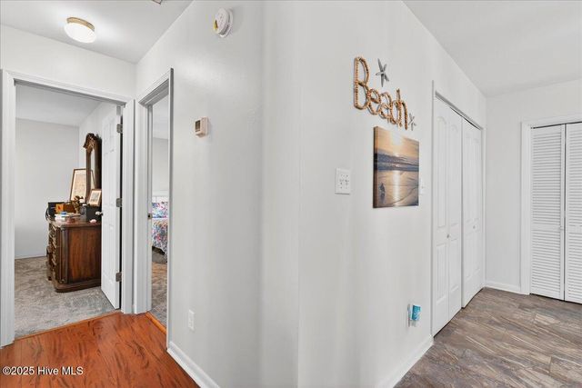 314 NE 39th Street, Oak Island, NC 28465