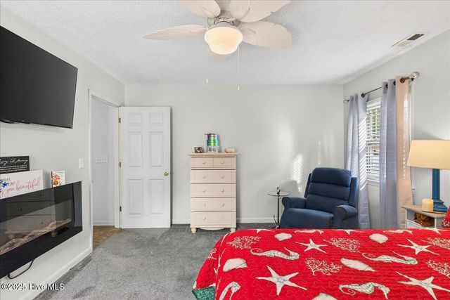 314 NE 39th Street, Oak Island, NC 28465