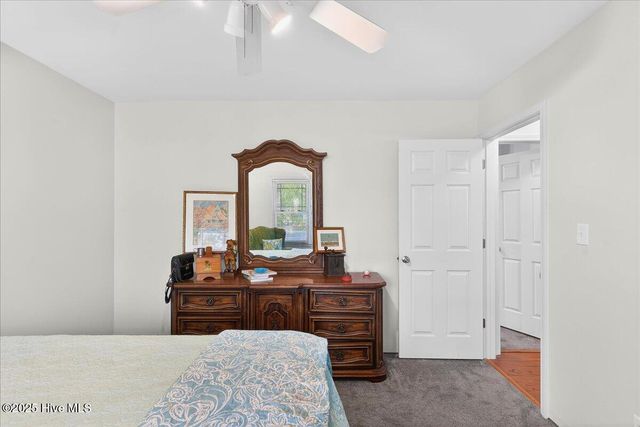 314 NE 39th Street, Oak Island, NC 28465