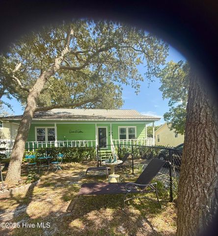 314 NE 39th Street, Oak Island, NC 28465