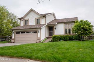 560 Centerfield Drive, Maumee, OH 43537