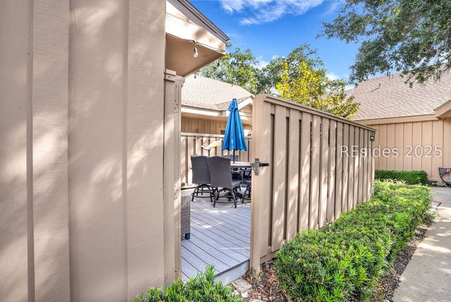 45 Queens Folly Rd Apt 666, Hilton Head Island, SC 29928