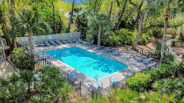 45 Queens Folly Rd Apt 666, Hilton Head Island, SC 29928