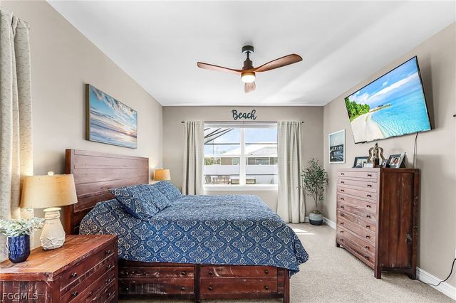 1814 SW 16th TER, Cape Coral, FL 33991