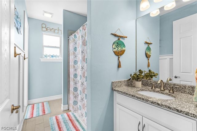 1814 SW 16th TER, Cape Coral, FL 33991