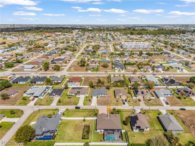 1814 SW 16th TER, Cape Coral, FL 33991