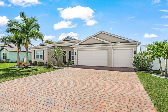 1814 SW 16th TER, Cape Coral, FL 33991