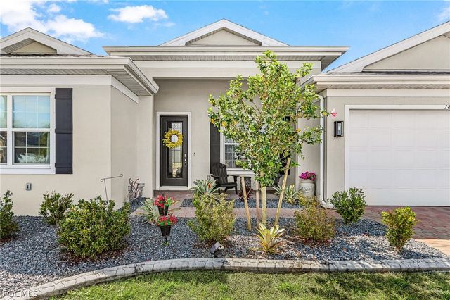 1814 SW 16th TER, Cape Coral, FL 33991