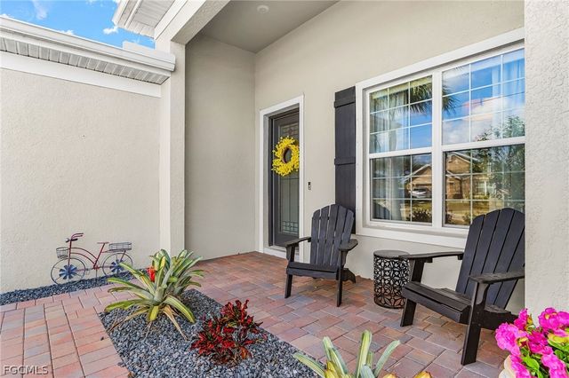 1814 SW 16th TER, Cape Coral, FL 33991