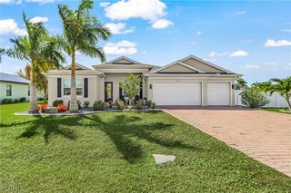 1814 SW 16th TER, Cape Coral, FL 33991