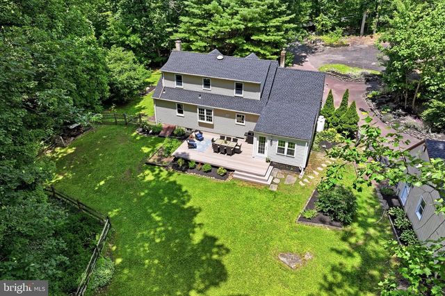 1125 PAYNE RD, Green Lane, PA 18054