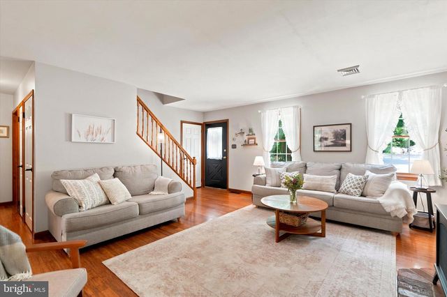 1125 PAYNE RD, Green Lane, PA 18054