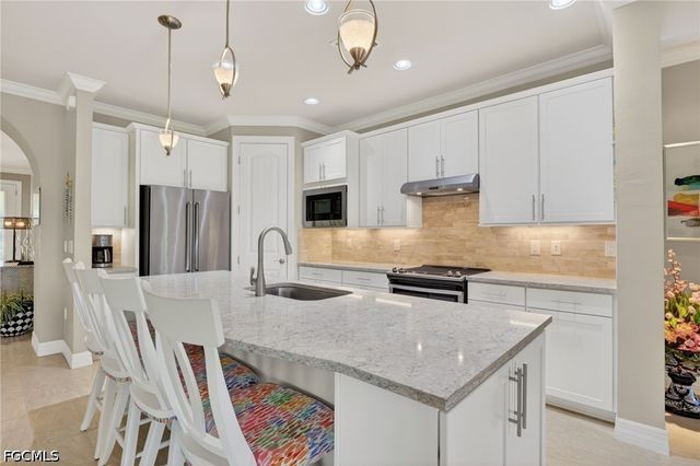 11813 Darcy PL, Fort Myers, FL 33913