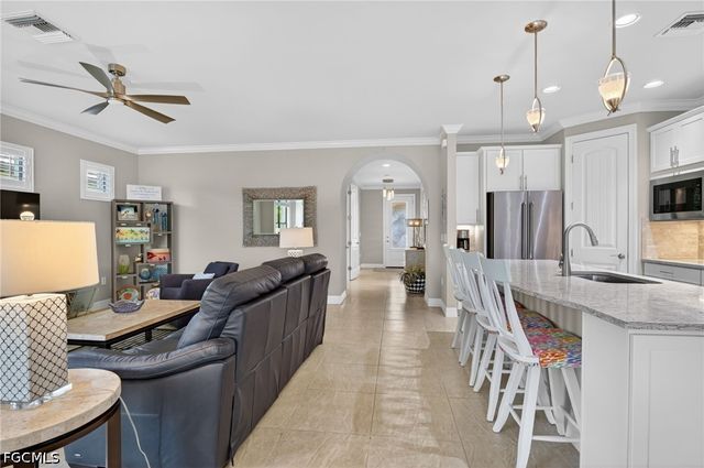 11813 Darcy PL, Fort Myers, FL 33913