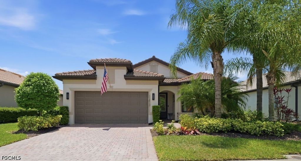 11813 Darcy PL, Fort Myers, FL 33913