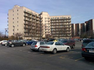 133 Commander Shea Blvd 802, Quincy, MA 02171